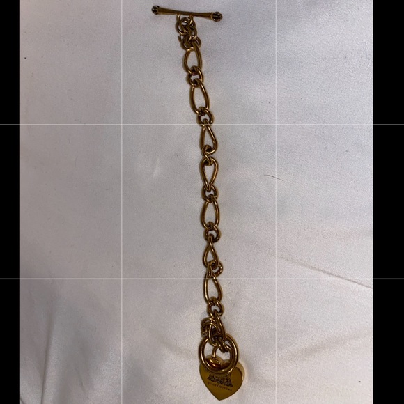 Juicy Couture Heart Gold Chain Bracelet - Picture 6 of 6